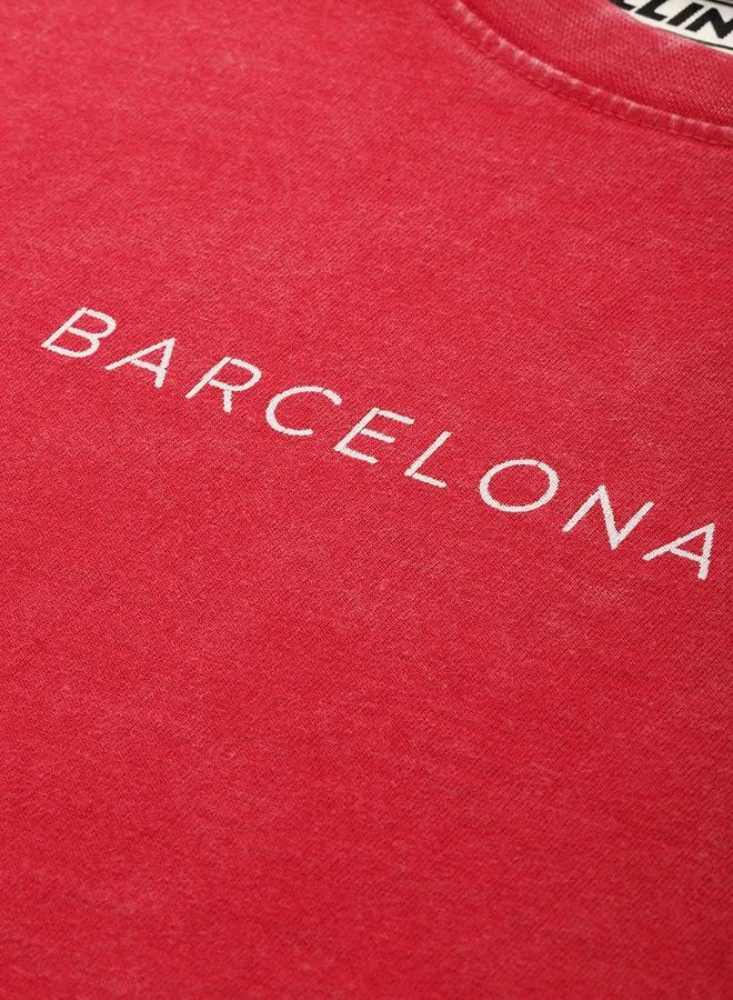 ديلينجر تيشيرت واسع بتفاصيل مشطوفة